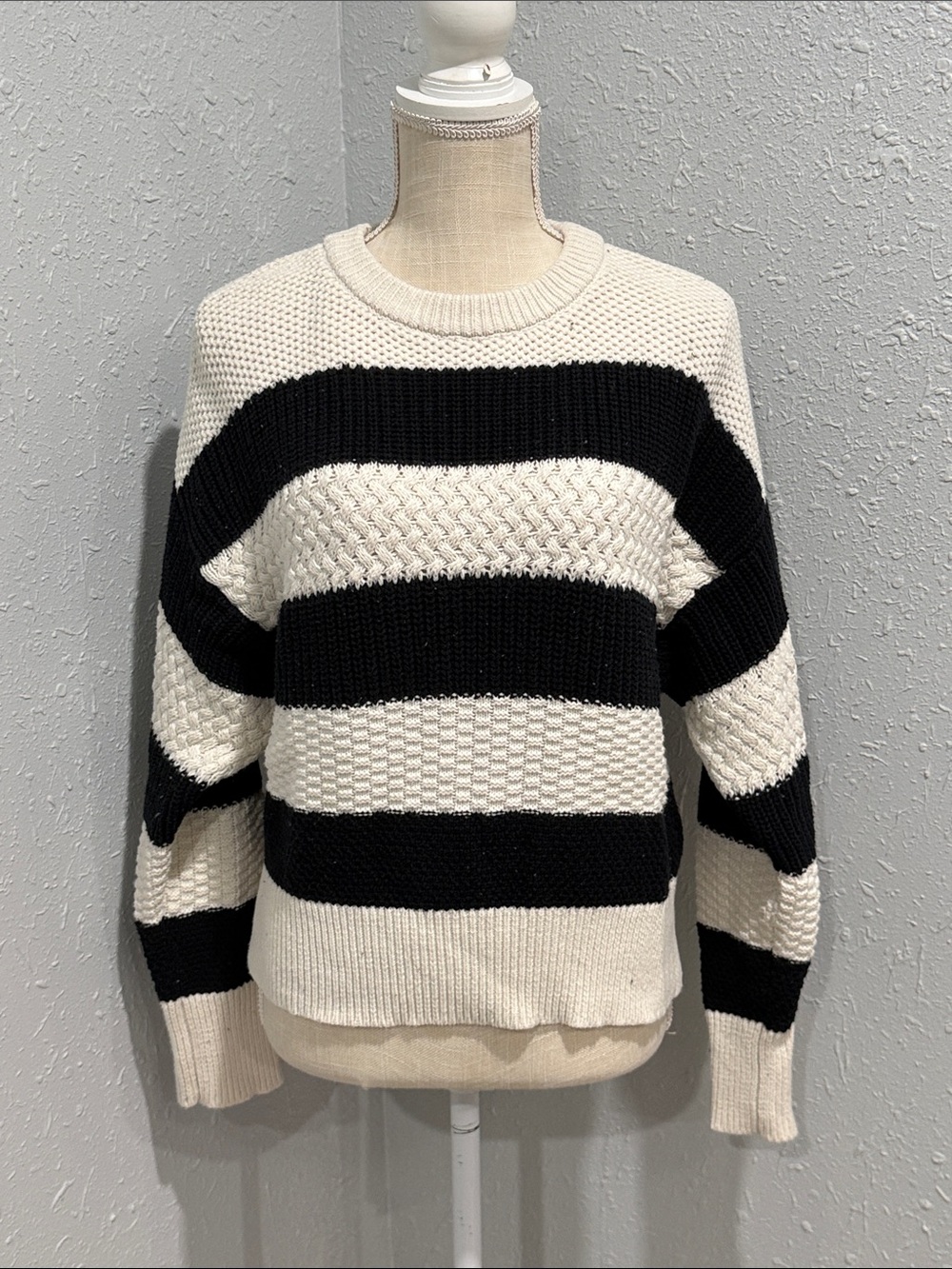 A New Day Nautical Striped Knit Crewneck Pullover Sweater Size M Coastal Sweater